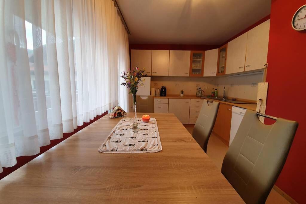 Apartma Kreda Mojstrana Eksteriør billede