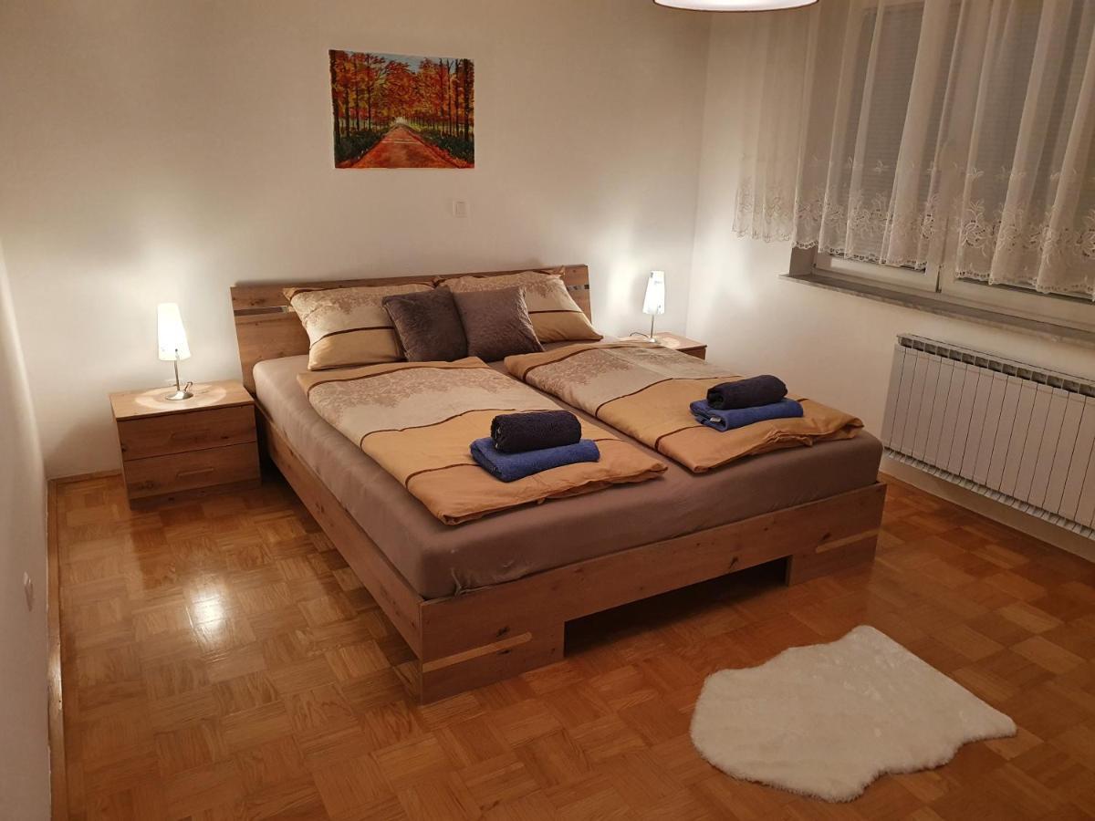 Apartma Kreda Mojstrana Eksteriør billede